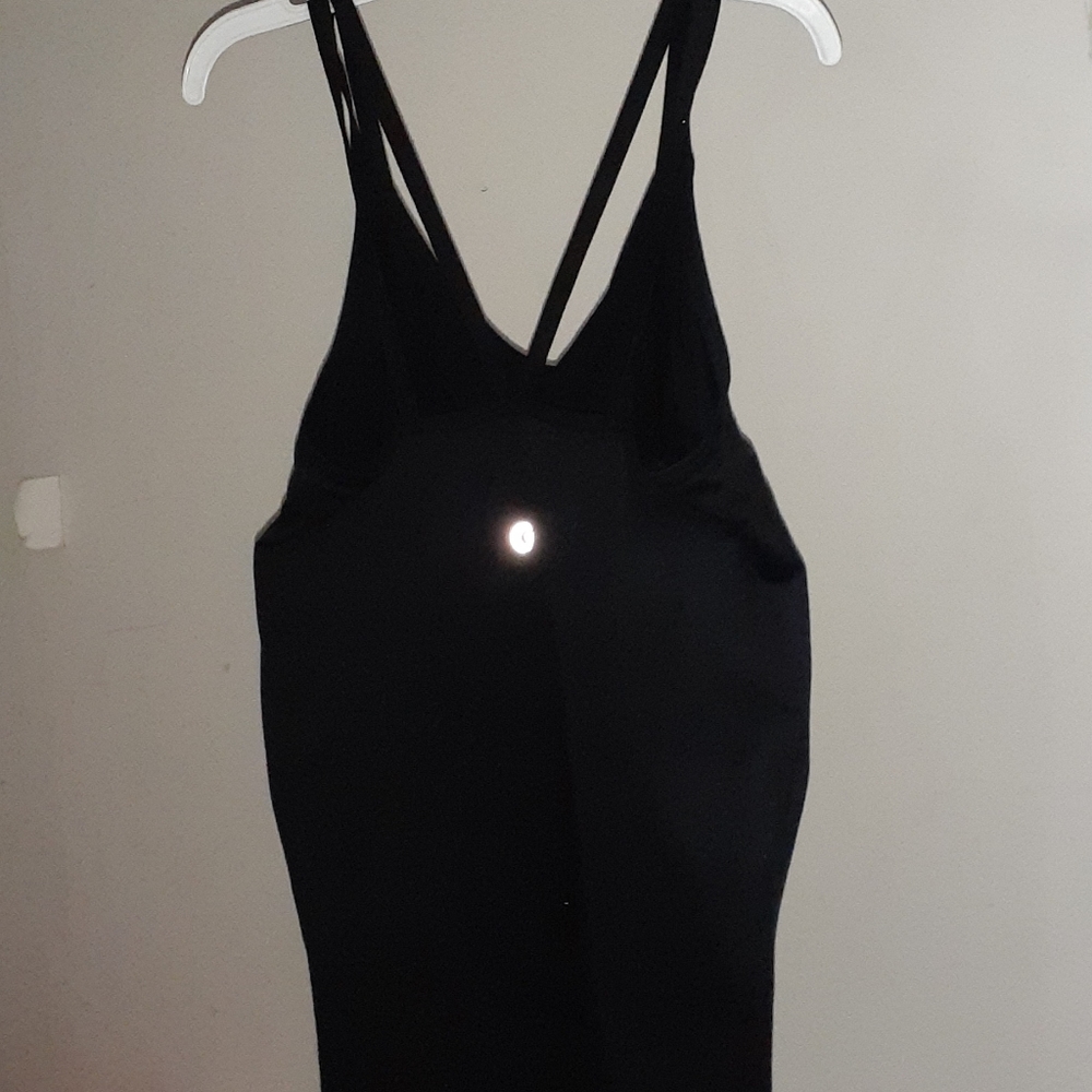 Tight black spaghetti strap - Picture 3 of 4